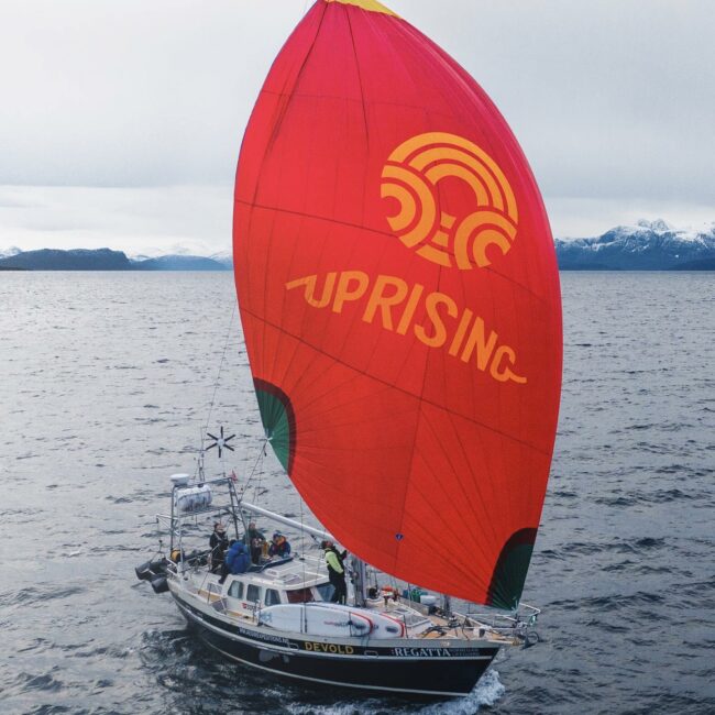 UPRISING FOUNDATION_THE OCEAN CLEAN UP